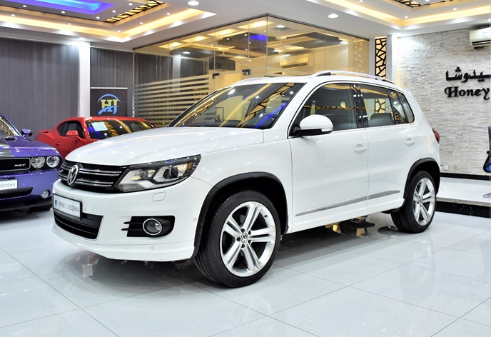 EXCELLENT DEAL for our Volkswagen Tiguan R-Line ( 2015 Model ) in White Color GCC Specs