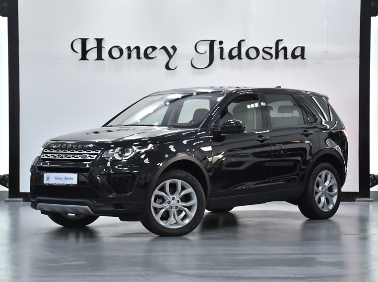 EXCELLENT DEAL for our Land Rover Discovery Sport HSE ( 2018 Model ) in Black Color GCC Specs