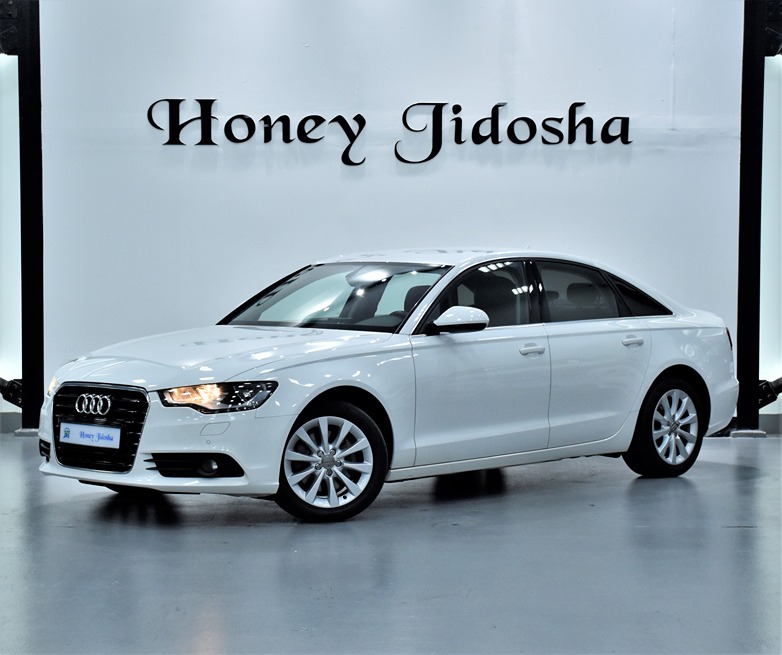 EXCELLENT DEAL for our Audi A6 35TFSi ( 2015 Model ) in White Color GCC Specs