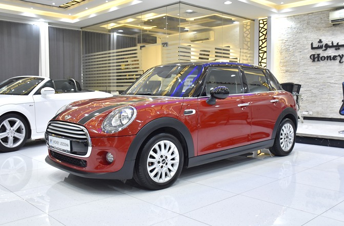 Mini Cooper ( 2015 Model ) in Red Color GCC Specs