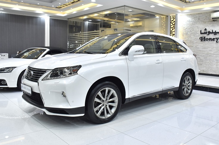 Lexus RX350 ( 2014 Model ) in White Color GCC Specs