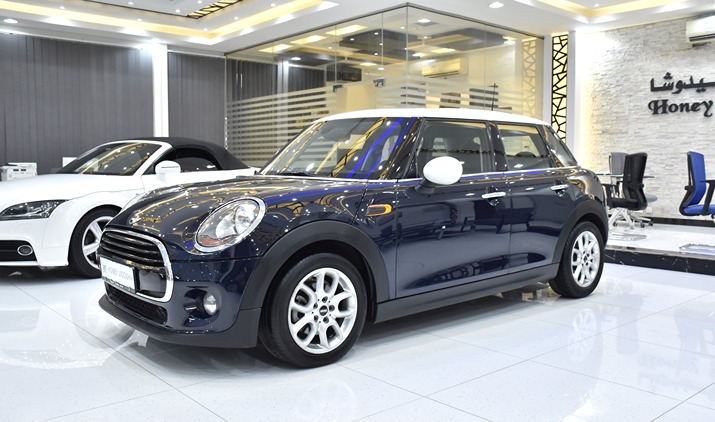 Mini Cooper ( 2017 Model ) in Blue Color GCC Specs