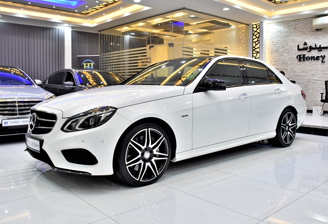 Mercedes Benz E500 ( 2016 Model ) in White Color GCC Specs