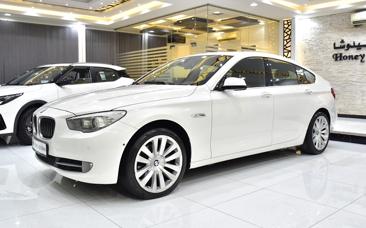 BMW 535i GranTurismo ( 2012 Model ) in White Color GCC Specs