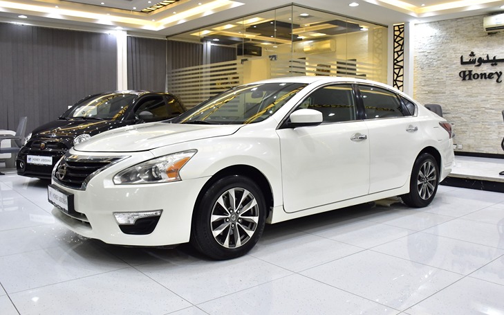 Nissan Altima 2.5 S ( 2016 Model ) in White Color GCC Specs